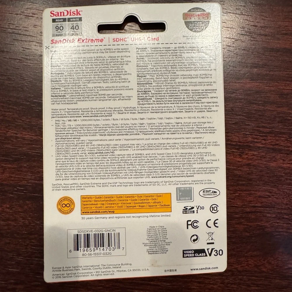 Sandisk 32gb memory card NIB